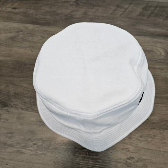 Vintage North Carolina Tar Heels Bucket Hat Cap White UNC NCAA 90s Soft Fleece - Picture 8 of 10